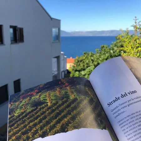 Appartement Susanj With Sea View *