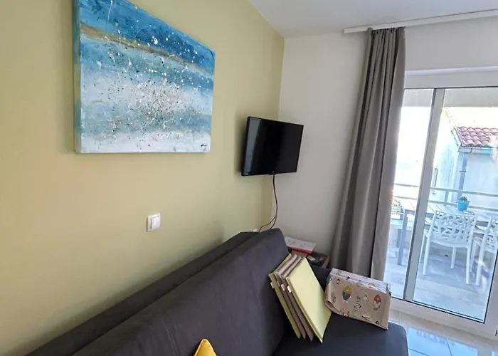 Appartement Susanj With Sea View *