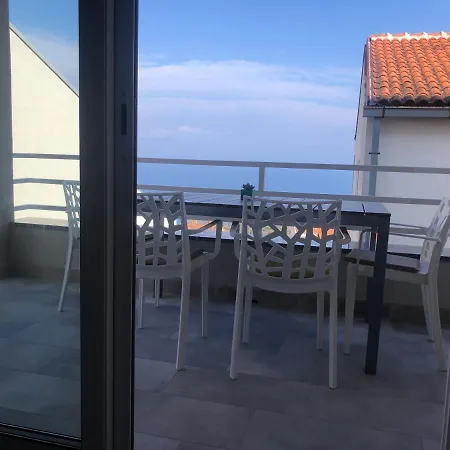 Susanj With Sea View Apartment Ravni