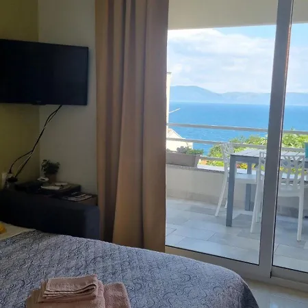 Susanj With Sea View Apartment Ravni